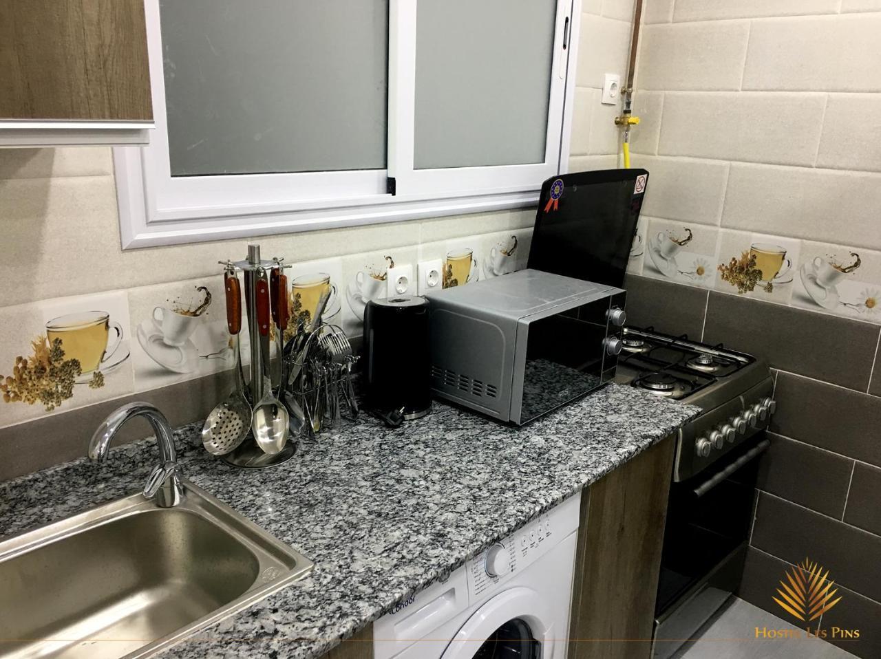 Hostel Les Pins Alger מראה חיצוני תמונה