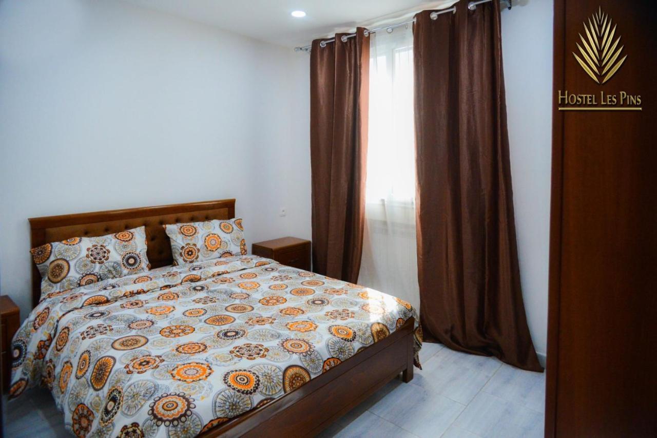 Hostel Les Pins Alger מראה חיצוני תמונה